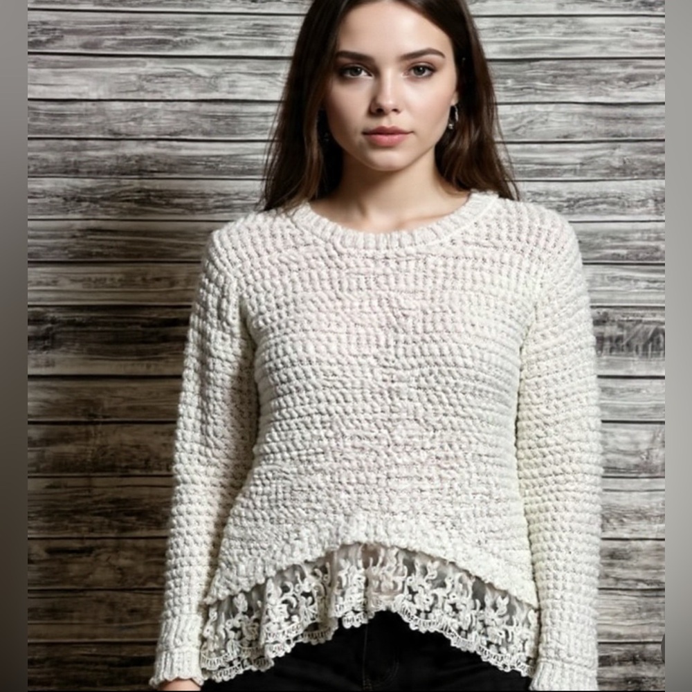 NO BOUNDARIES ivory popcorn sweater with lace trim Large 11-13 junior